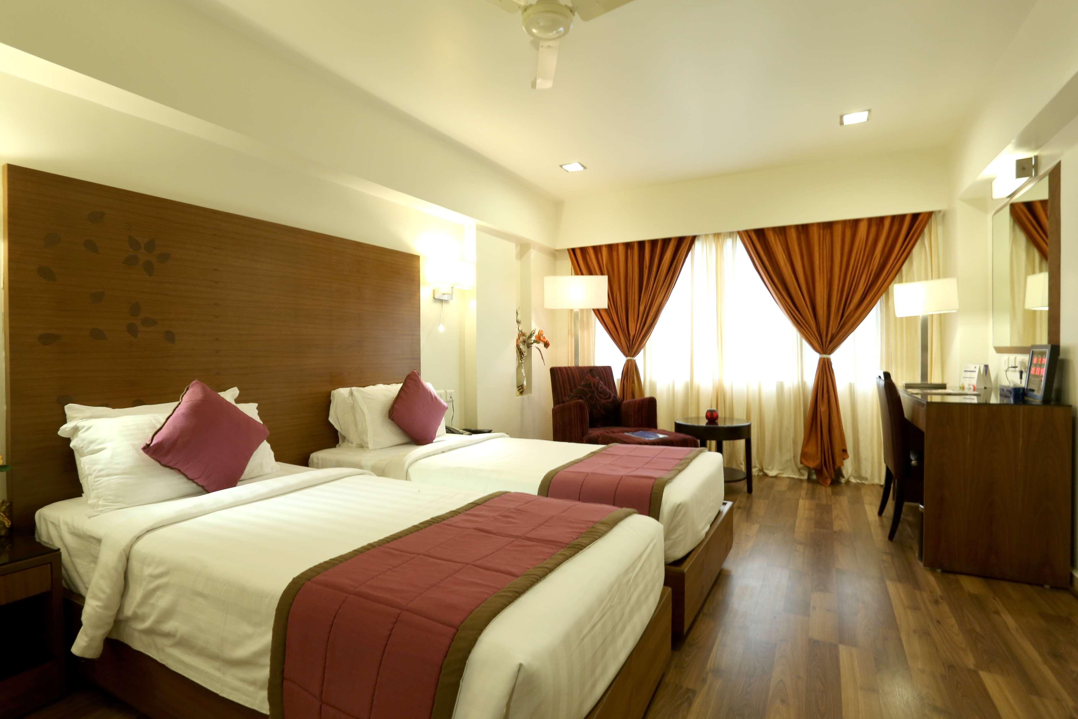 เบสท์เวสเทิร์น รามจันทรา Hotel วิสาขปัตนัม ภายนอก รูปภาพ