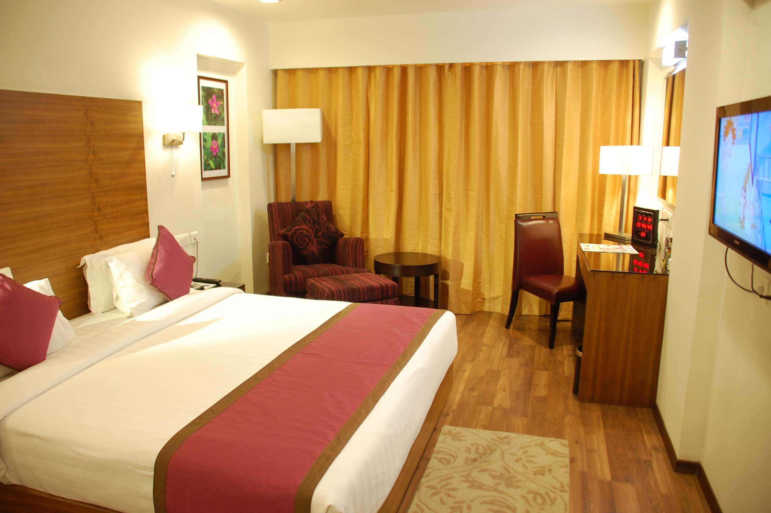 เบสท์เวสเทิร์น รามจันทรา Hotel วิสาขปัตนัม ภายนอก รูปภาพ