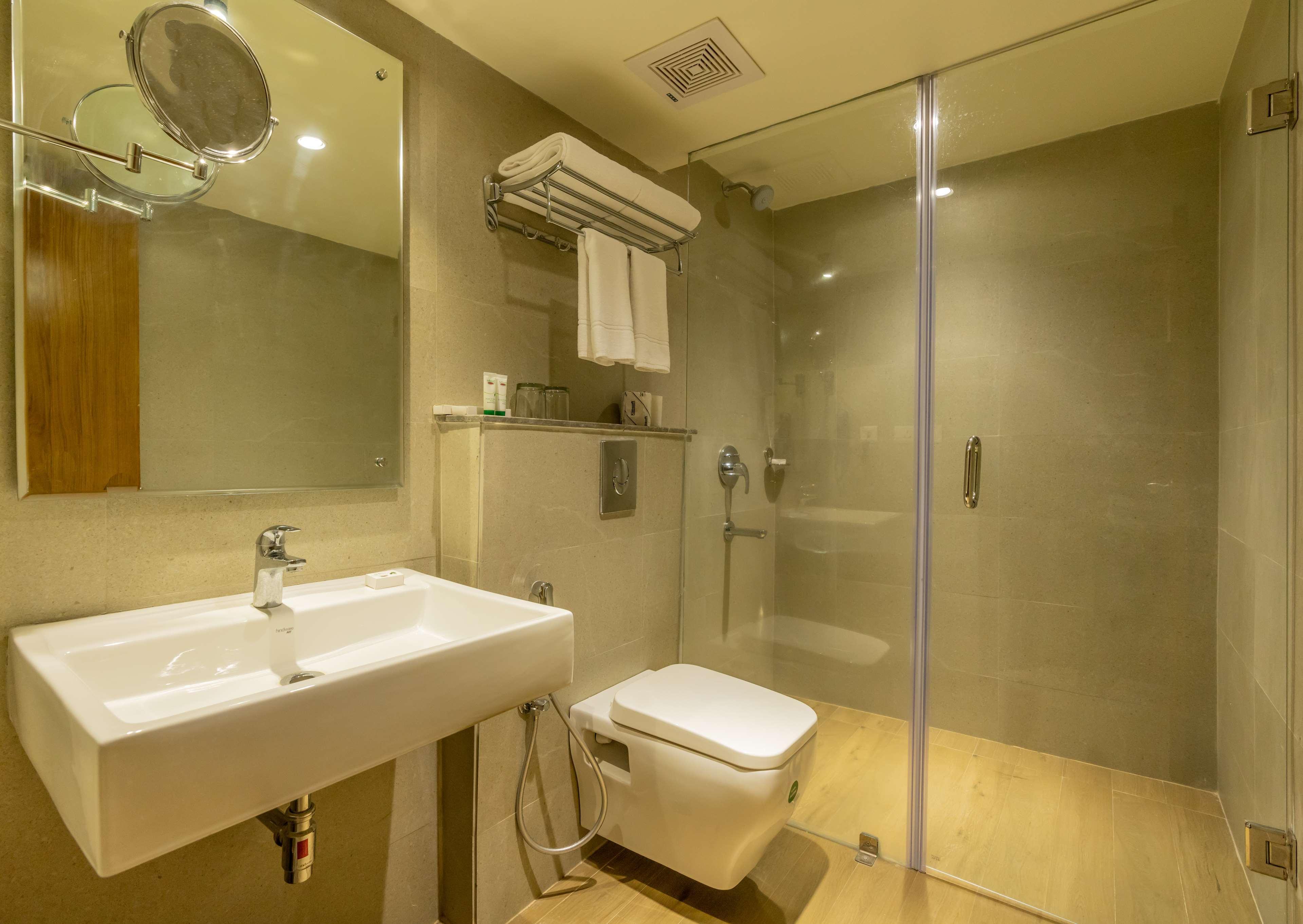 เบสท์เวสเทิร์น รามจันทรา Hotel วิสาขปัตนัม ภายนอก รูปภาพ