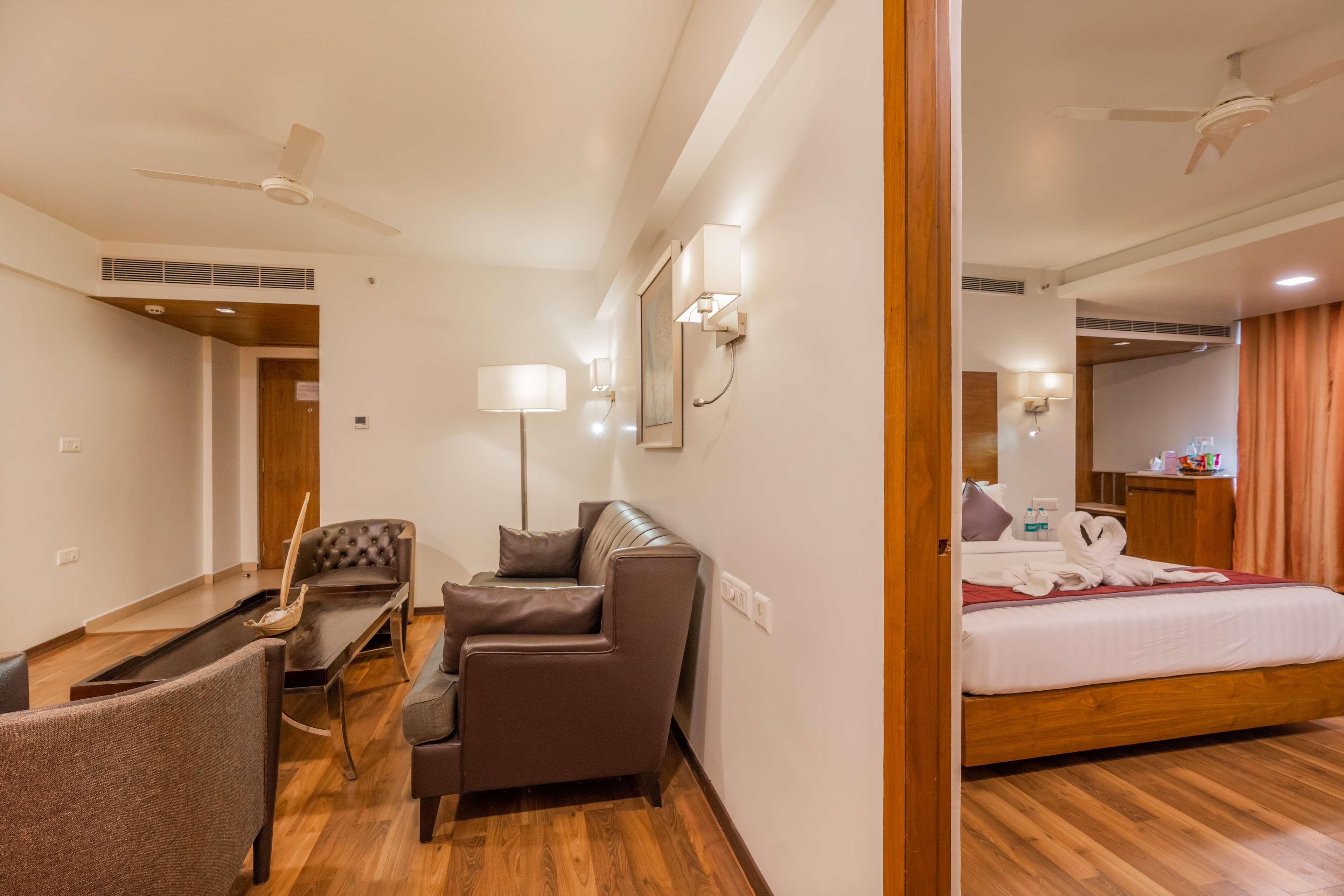 เบสท์เวสเทิร์น รามจันทรา Hotel วิสาขปัตนัม ภายนอก รูปภาพ