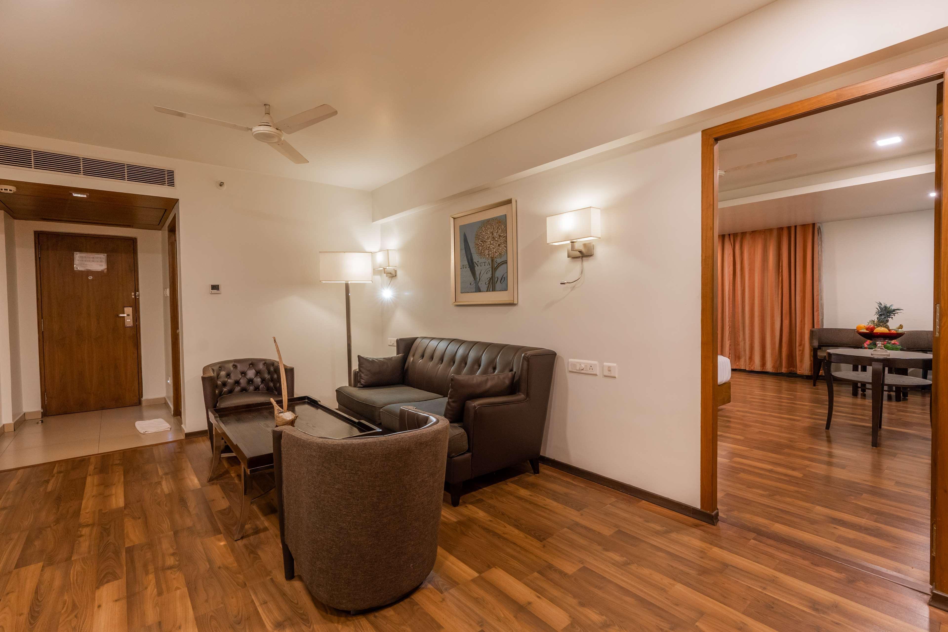 เบสท์เวสเทิร์น รามจันทรา Hotel วิสาขปัตนัม ภายนอก รูปภาพ