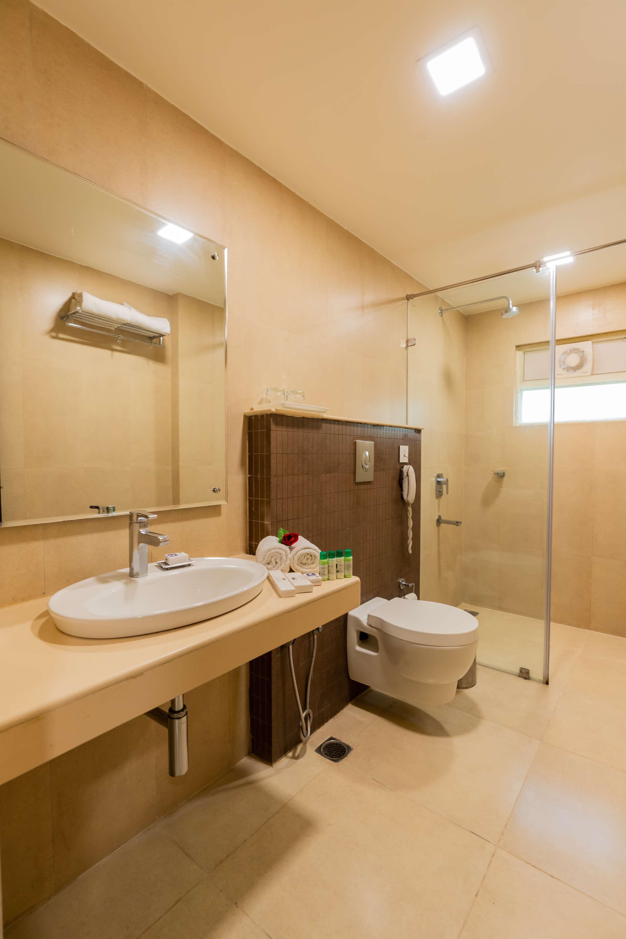 เบสท์เวสเทิร์น รามจันทรา Hotel วิสาขปัตนัม ภายนอก รูปภาพ